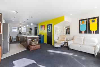 17/21 Hunters Park Drive, Three Kings