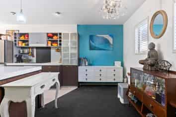 17/21 Hunters Park Drive, Three Kings
