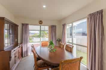 318 Manly Street, Paraparaumu Beach