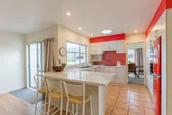 318 Manly Street, Paraparaumu Beach