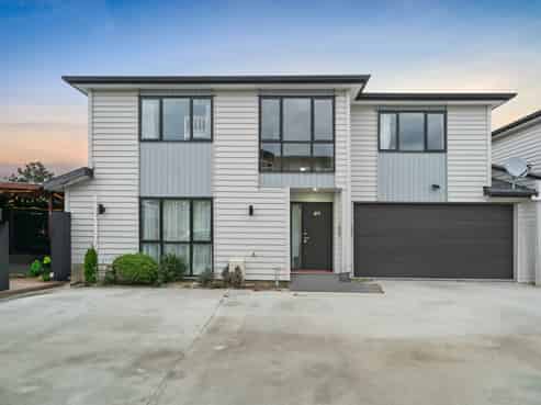 15 Rosarina Lane, Takanini