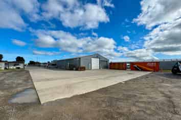 515sqm Industrial Warehouse and Offices For Lease