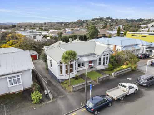 CBD villa with mixed-use potential