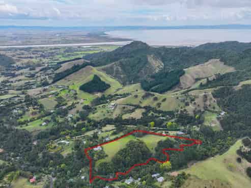 15 Mangotahi Road, Thames