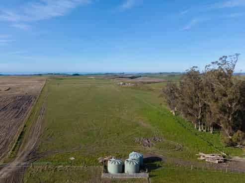 14.7 ha Horseshoe Bend Road, Otaio