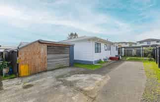 2/30 Gloucester Road, Manurewa