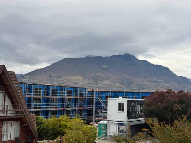 7 Salmond Place, Queenstown