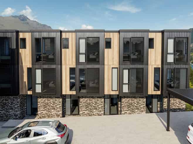 7 Salmond Place, Queenstown