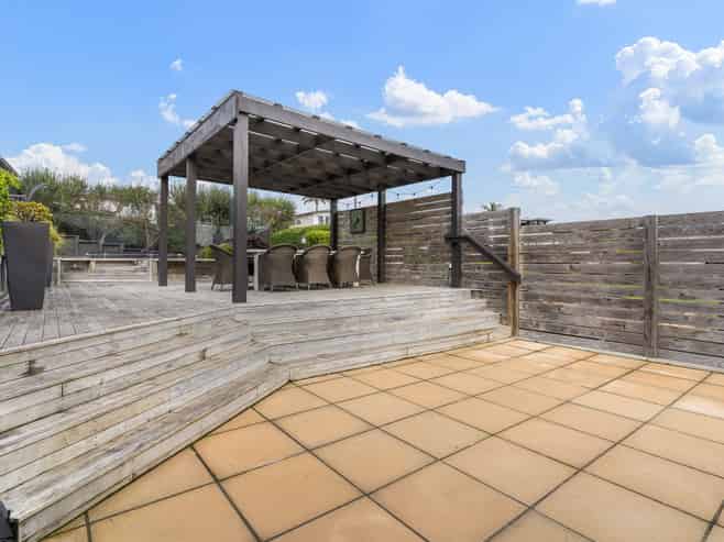 6 Crossland Place, Maraetai