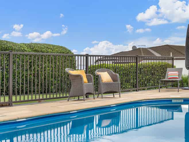 6 Crossland Place, Maraetai