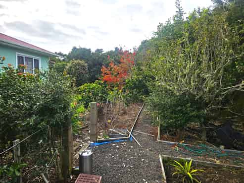 2299 State Highway 1, Waiharara