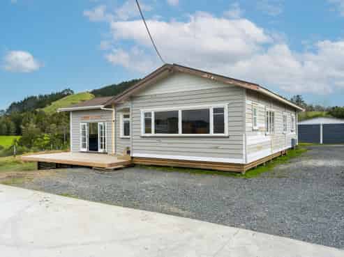 2/21C View Road, Hikurangi