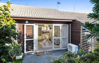 14/15 Puriri Street, Takapuna