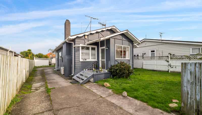 44 Elizabeth Street, Victoria