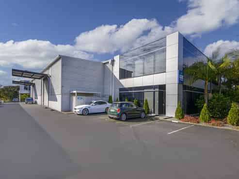Classy industrial in prime location
