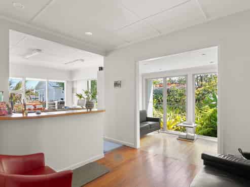 City fringe office
