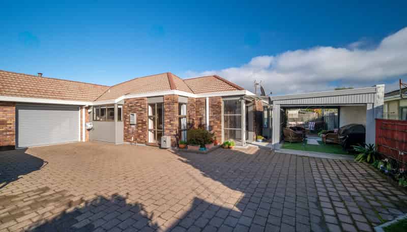 27B Herewini Street, Victoria