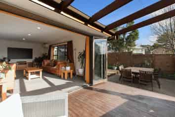 3 Cathray Place, Matua