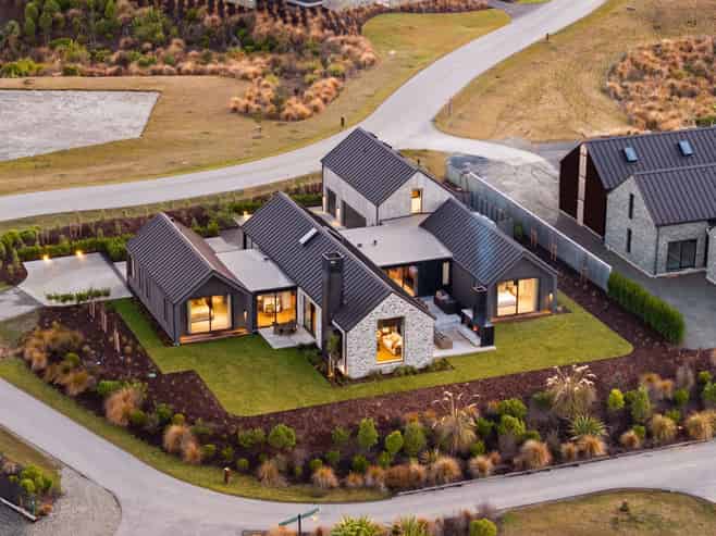 1 De La Perrelle Lane, Millbrook Resort, Arrowtown