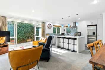 32 Rosella Drive, Welcome Bay