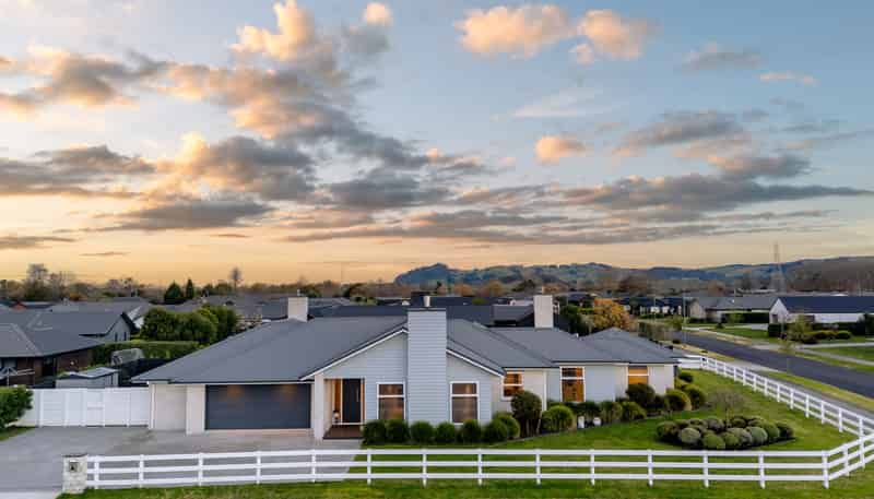 85 Alan Livingston Drive, Cambridge