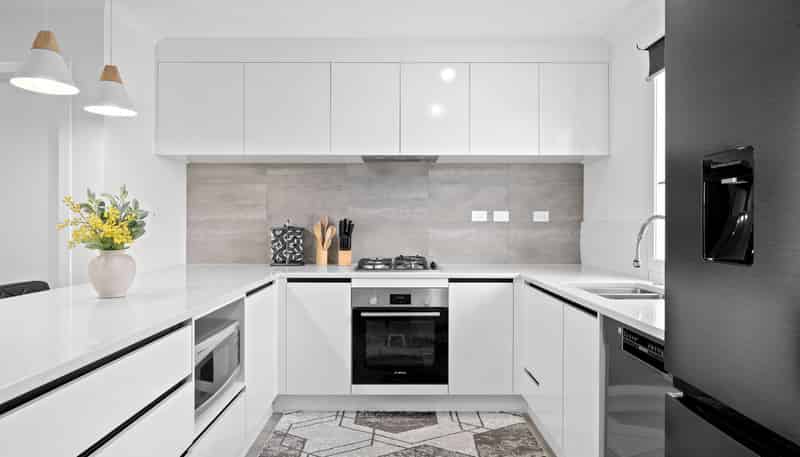1/51 Cabourne Drive, Glenview