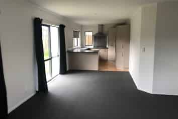 3 Andrusha Place, Flat Bush