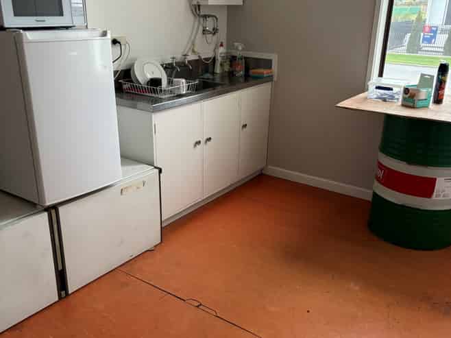 Well Appointed Workshop and Office For Lease
