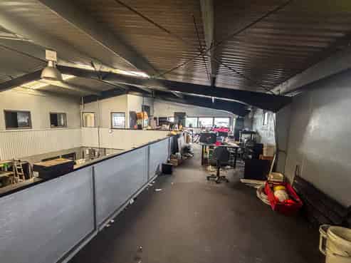 Industrial opportunity for lease!