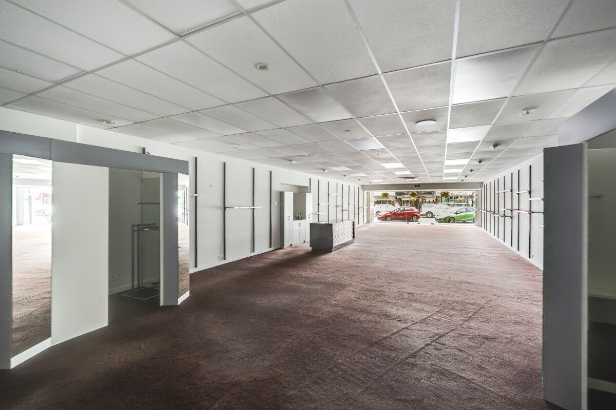Vacant Possession, Prime Retail - Vista 4