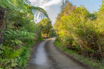 70E Centennial Drive, Whitianga
