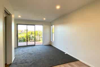 15/59 Seaview Road, Otumoetai