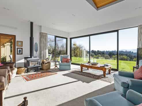 32 Gladstone Road, Hadlow