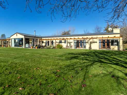 32 Gladstone Road, Hadlow