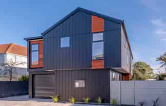 2/142 Main North Road, PAPANUI