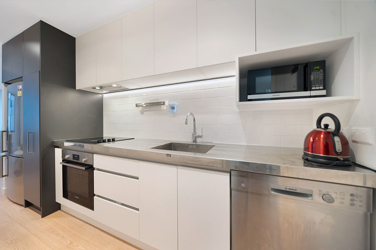 One Bedroom + Flexi, Freehold, Pet Friendly - Vista 2