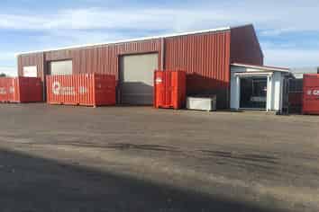 Warehouse And Yard For Lease