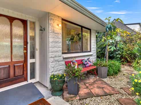 3 Caroline Crescent, Highbury
