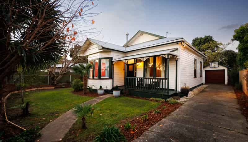 16 Margaret Street, Roslyn