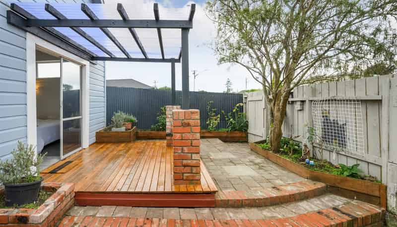  140 Broadway, Marton