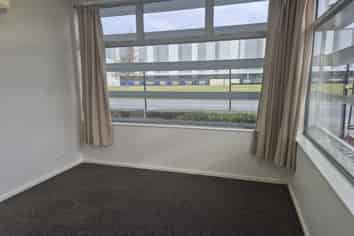 Premier Industrial Facility in Dakota Park