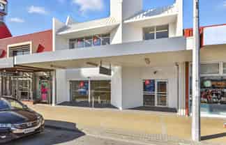 Flagship leasing opportunity