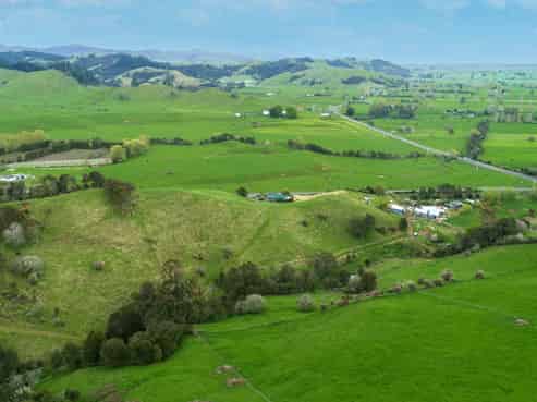 17 Omahu Valley Road, Puriri