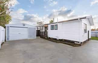 2/31 Sutton Crescent, Papakura