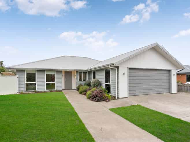 116 Solway Crescent, Masterton