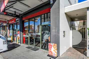 PRIME COMMERCIAL UNIT - QUAY STREET
