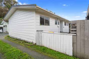 2/240 Kawai Street, Nelson South