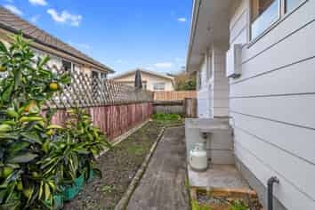2/240 Kawai Street, Nelson South