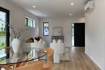 3 Hochstetter, Stonefields