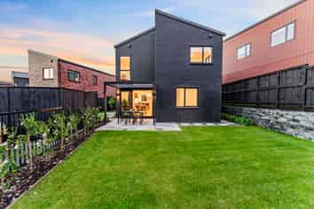 86 Korere Terrace, Stonefields